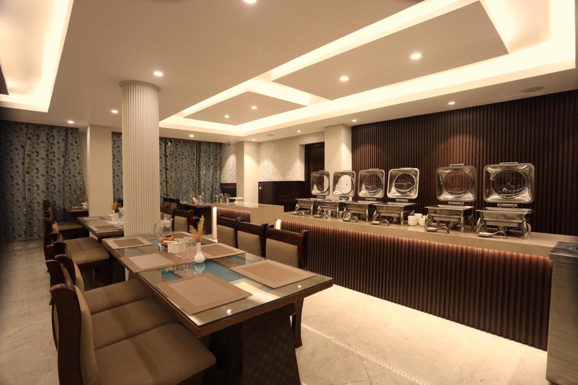 לה Hotel Nalanda Ladakh מראה חיצוני תמונה