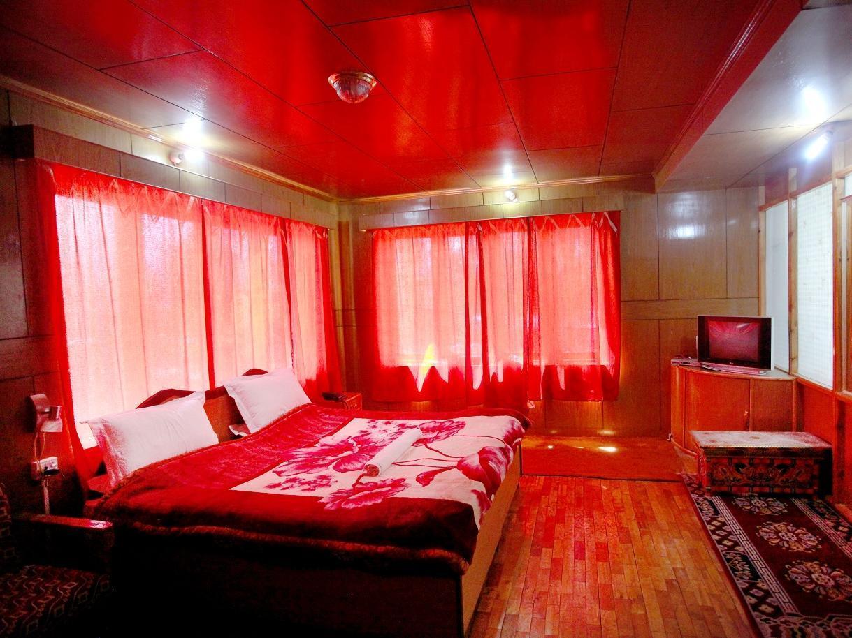 לה Hotel Nalanda Ladakh מראה חיצוני תמונה
