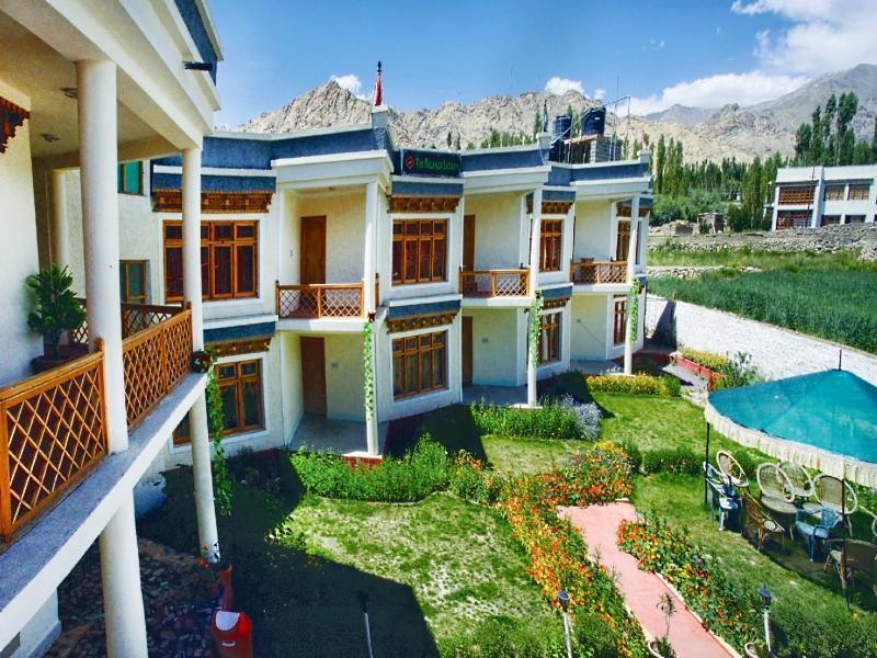 לה Hotel Nalanda Ladakh מראה חיצוני תמונה