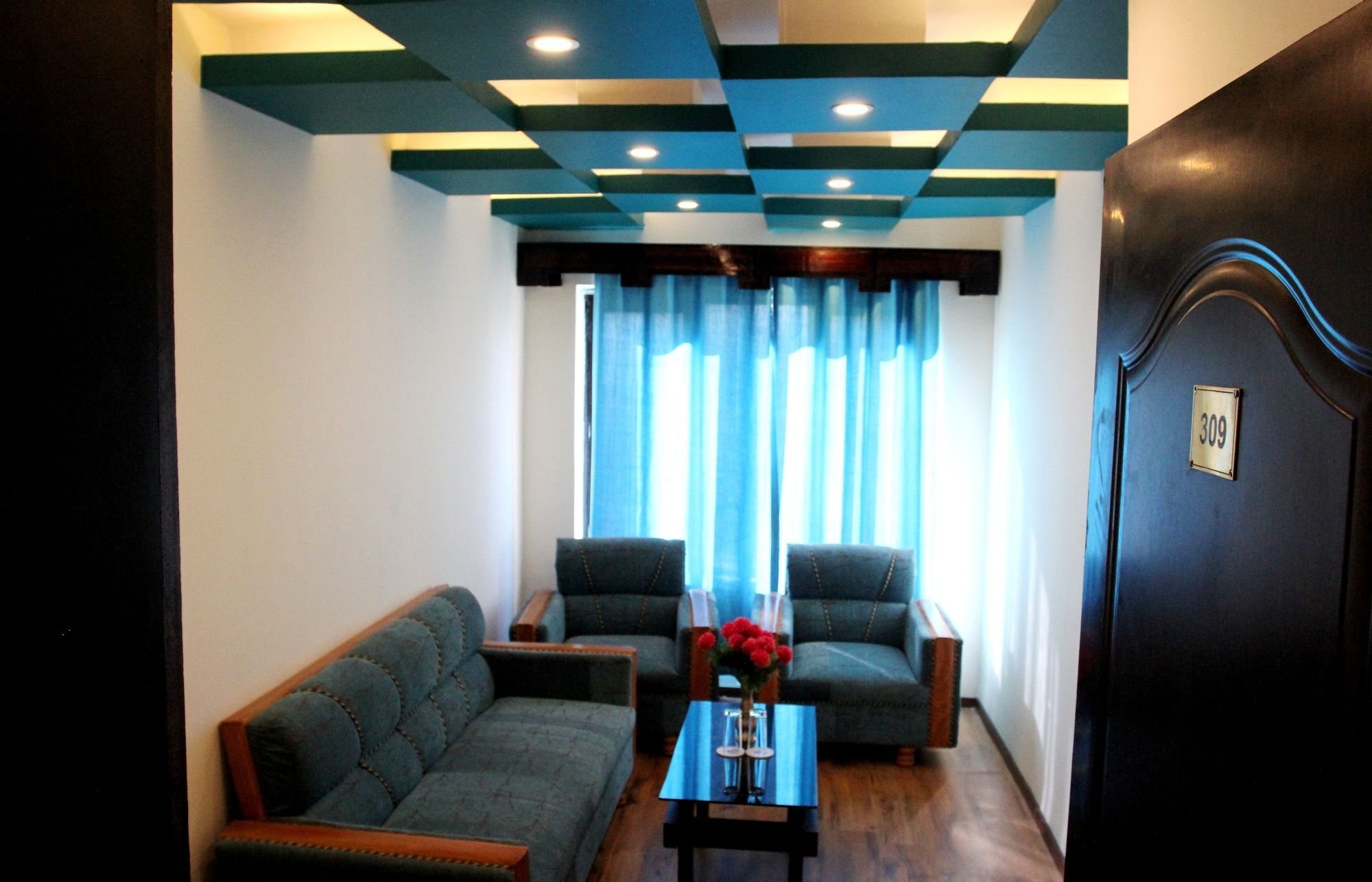לה Hotel Nalanda Ladakh מראה חיצוני תמונה