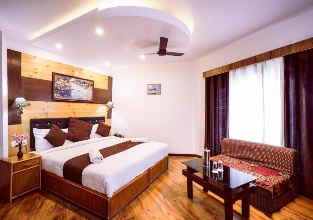 לה Hotel Nalanda Ladakh מראה חיצוני תמונה